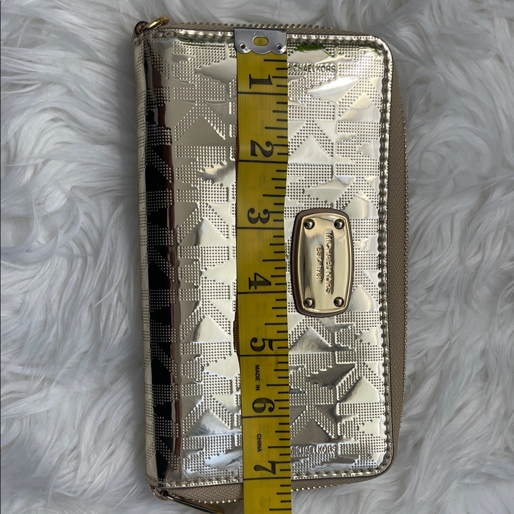 Michael Kors Metallic Gold Wallet - Picture 7 of 9